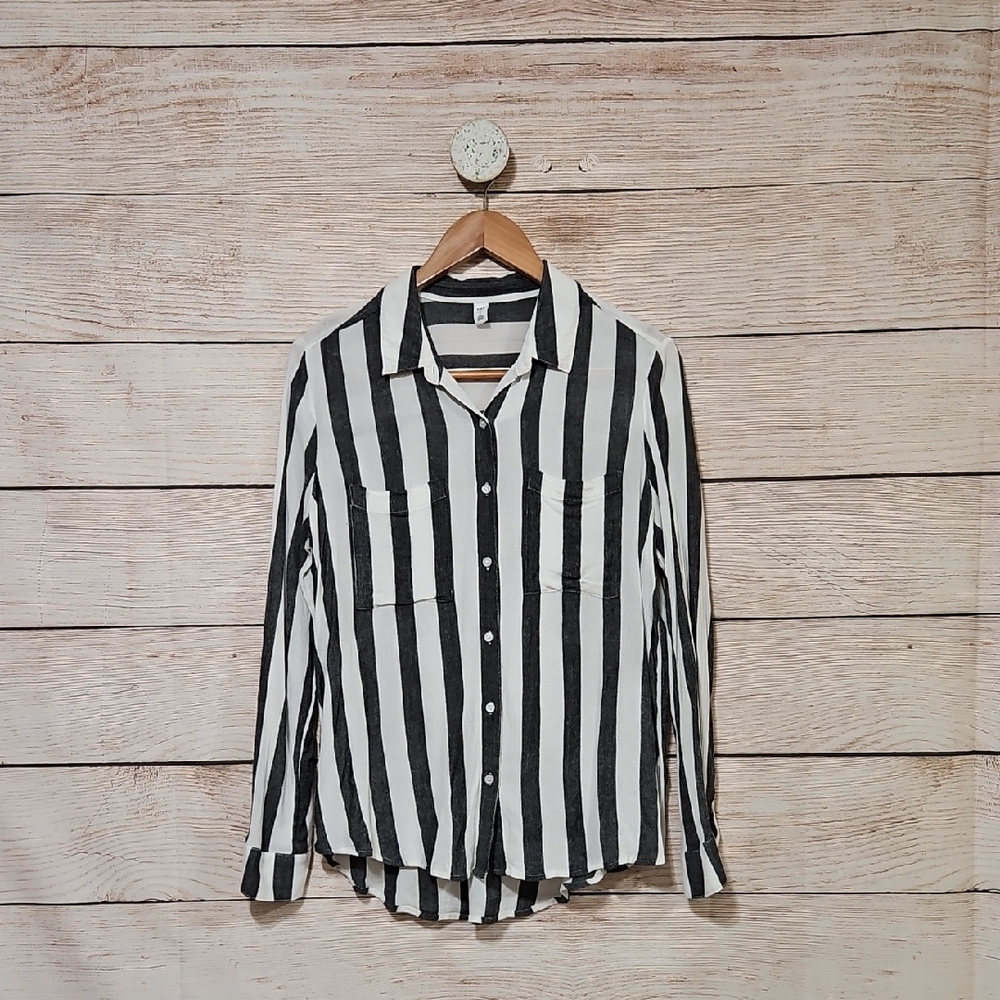 💟 BP Black and White Striped Casual Button Down Shirt Small